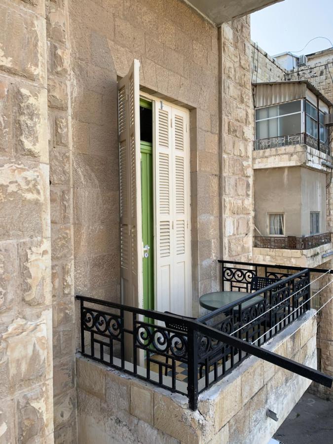 Guesthouse Comfy - Separate Rooms In The Apartment For A Relaxing Holiday Haifa Kültér fotó