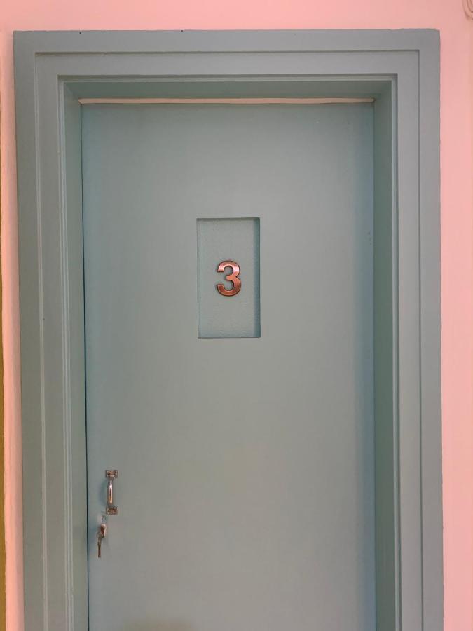 Guesthouse Comfy - Separate Rooms In The Apartment For A Relaxing Holiday Haifa Kültér fotó